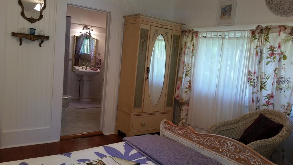 Bed & Breakfast Haiku Inn 3*