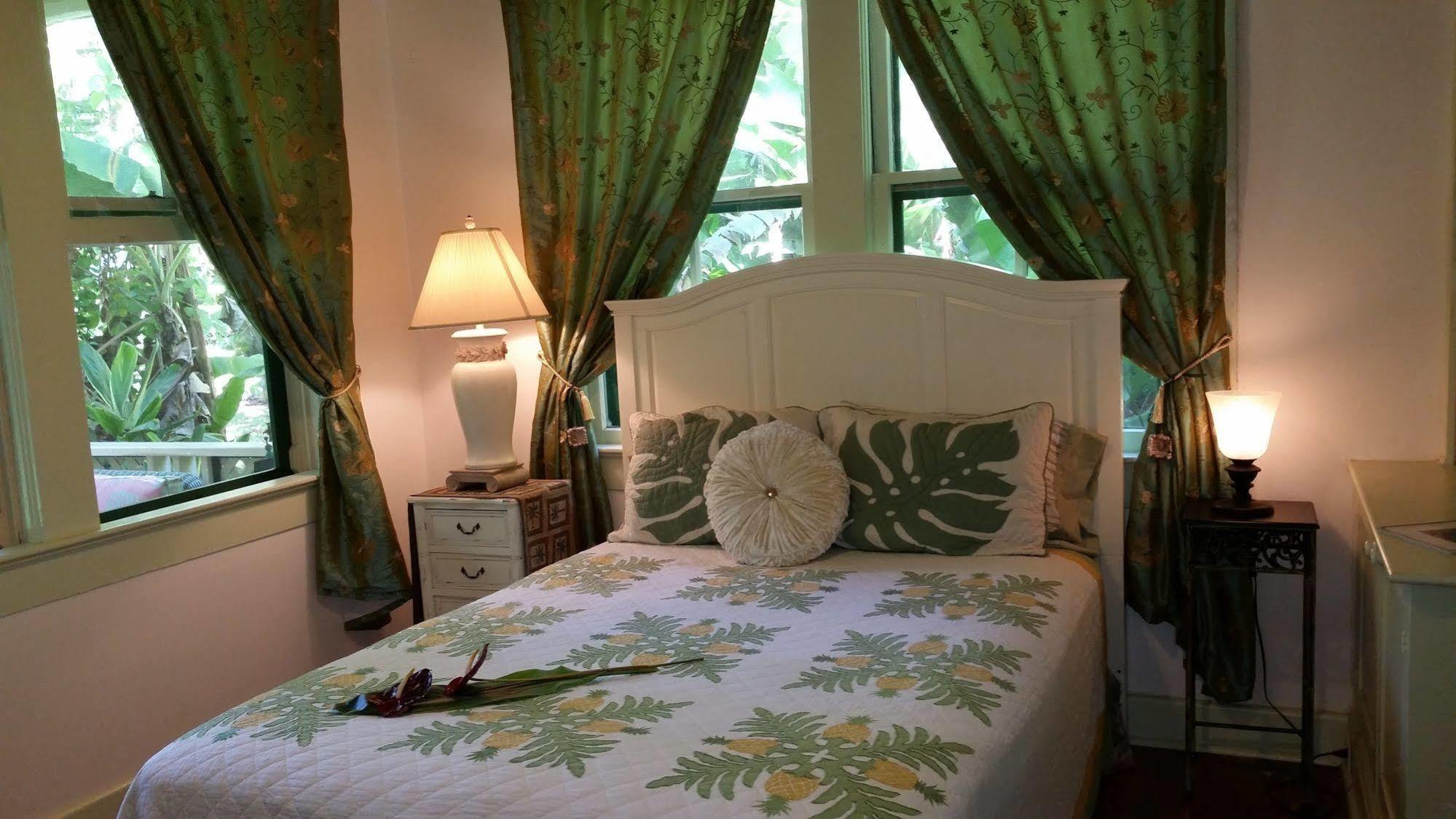 Bed & Breakfast Haiku Inn