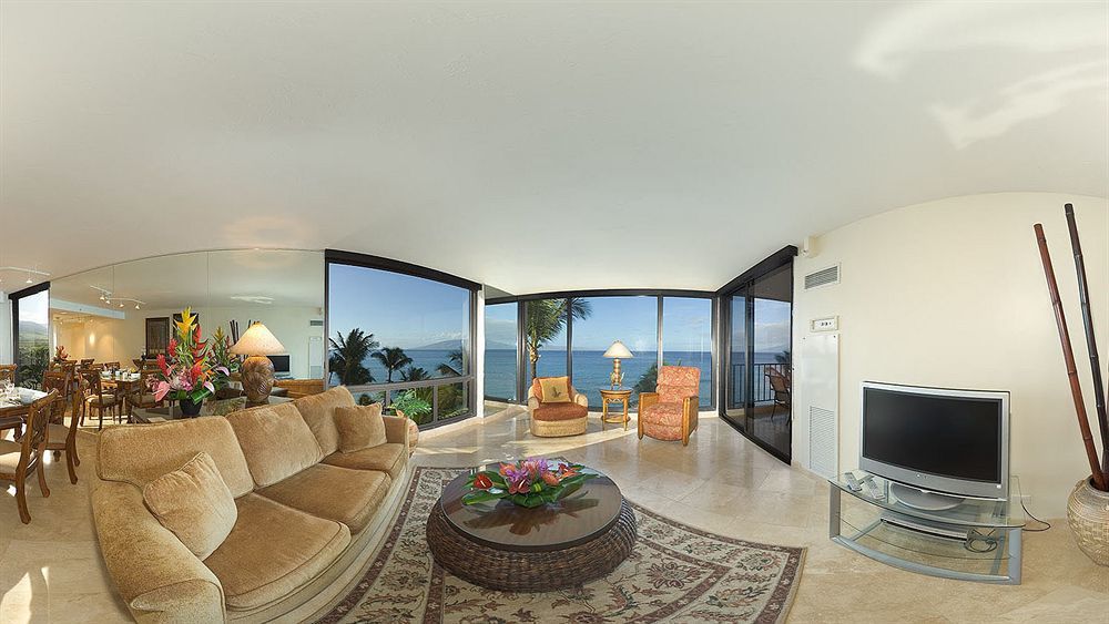 Aston Mahana At 4*