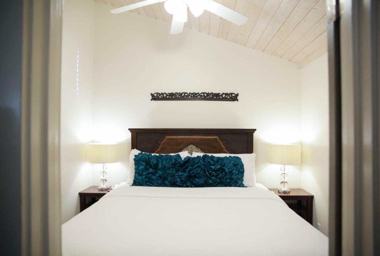 Paia Inn