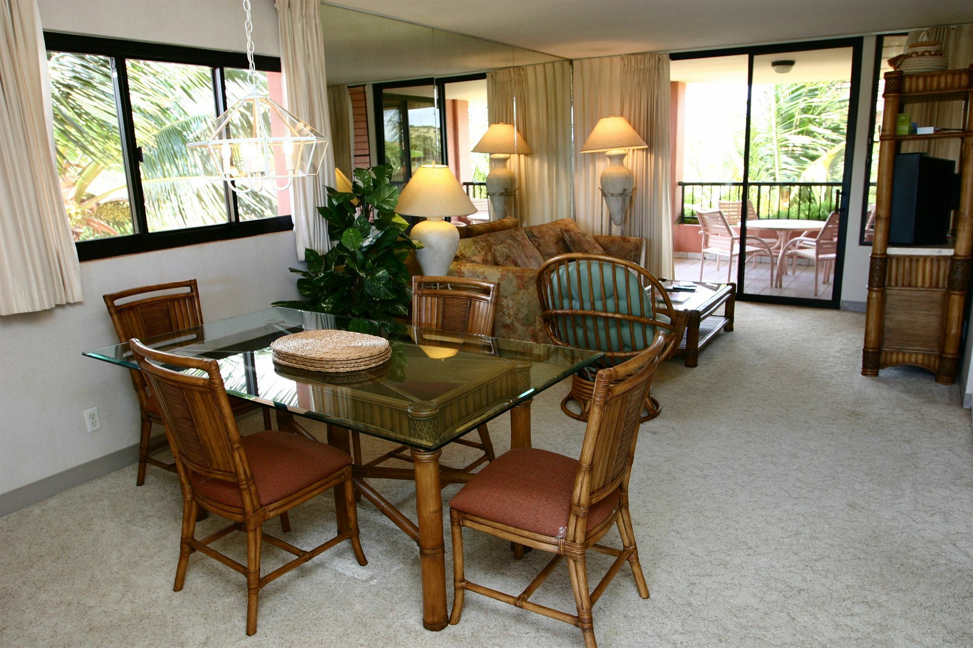 Kahana Falls Resort 3*