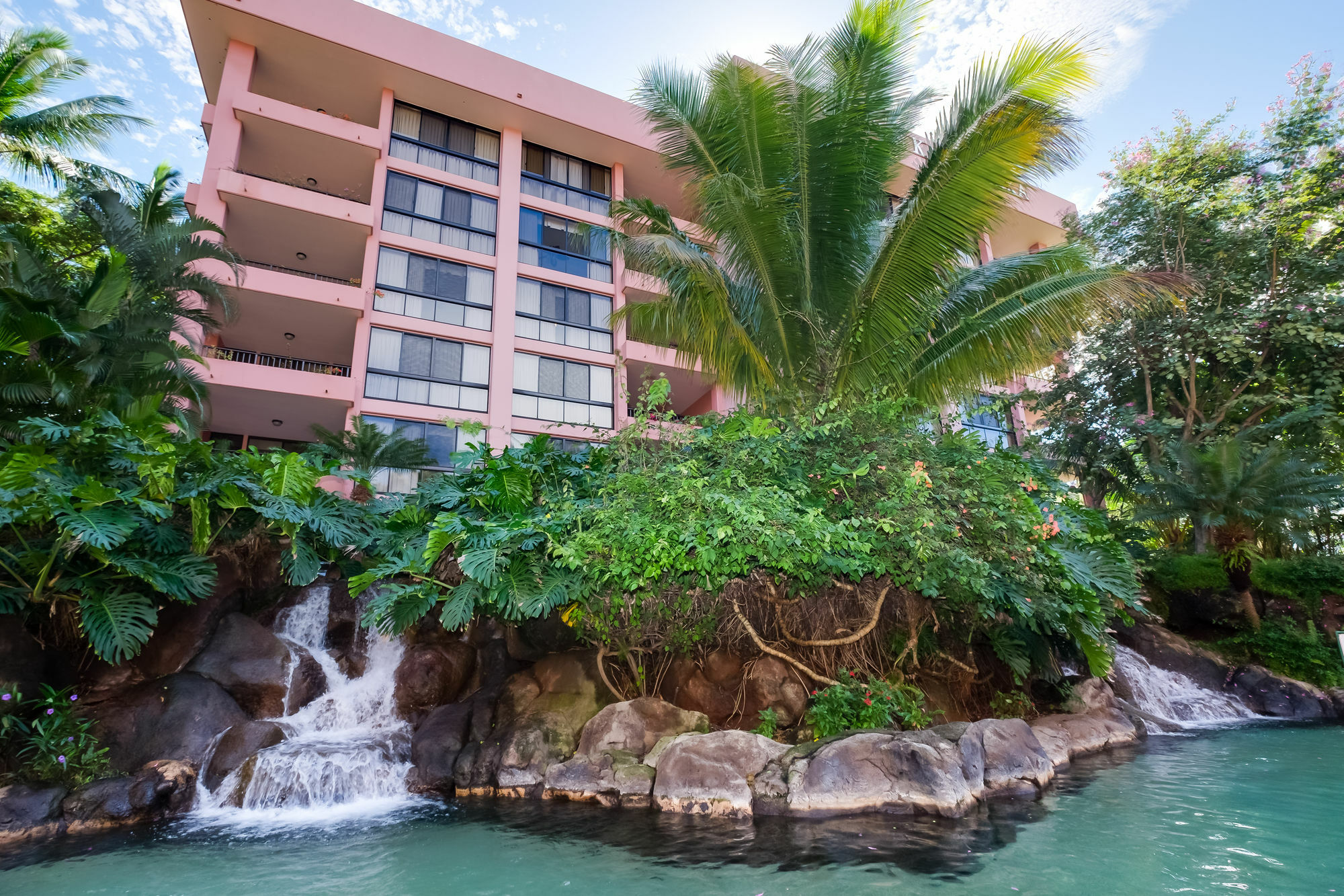 Kahana Falls 3*