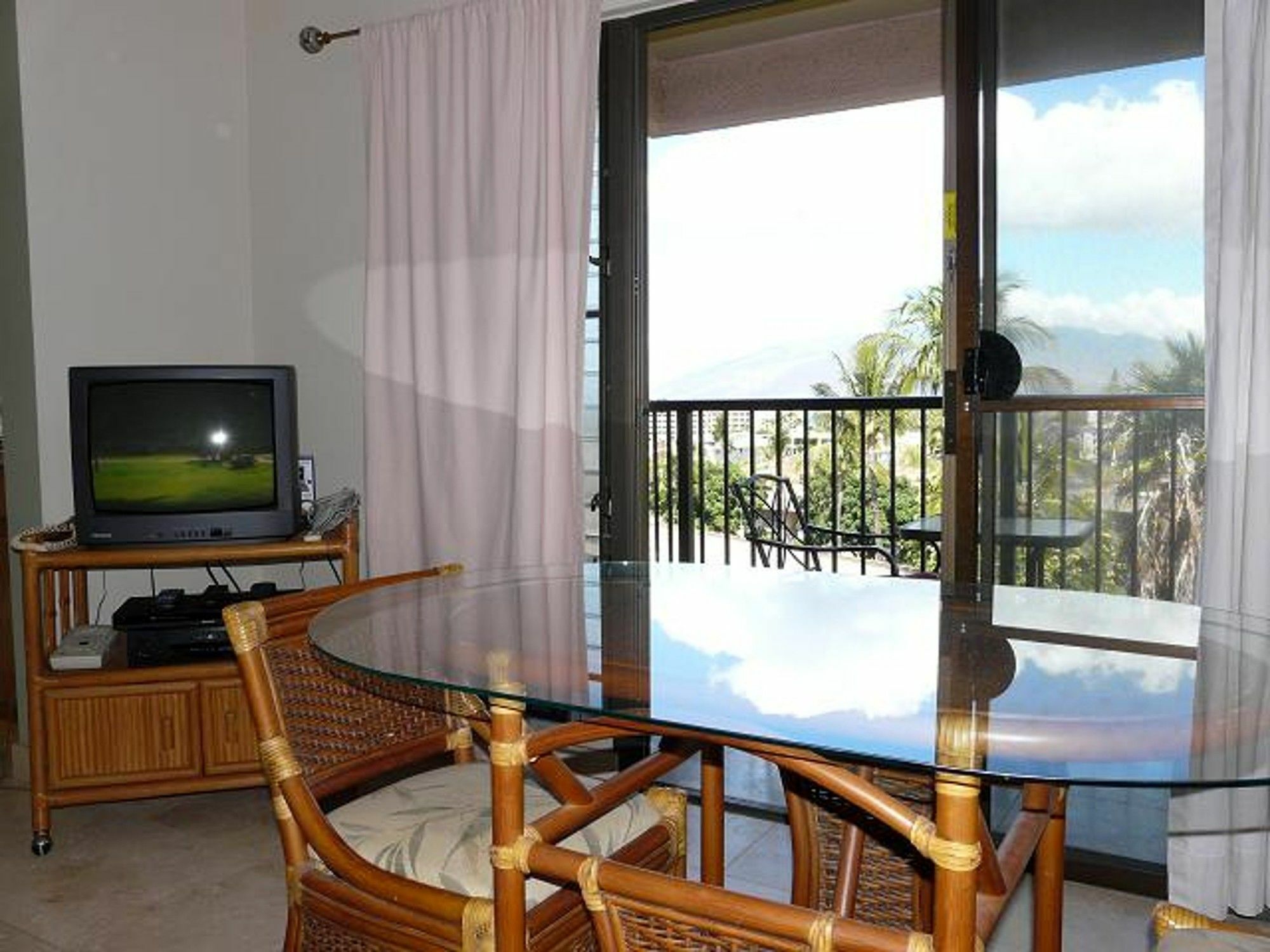 Kihei Akahi D-109 - One Bedroom * Waikapu