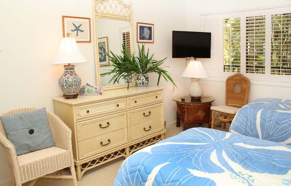Makena Surf- Coraltree Collection