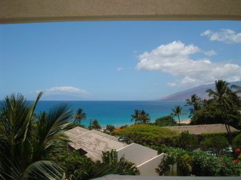 Maui Banyan - Maui & Kihei