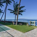 Lahaina Condo With Patio, Ocean Views And Pool Access!