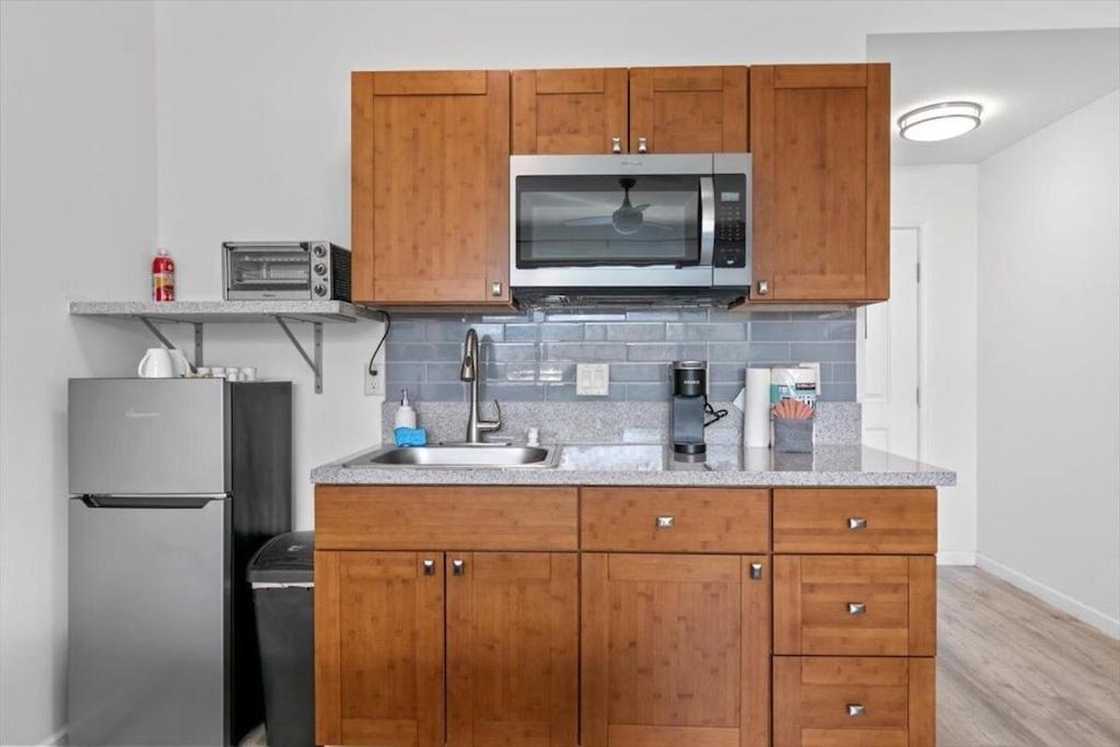 Apartment Unit 16 Maui Ohana Modern *