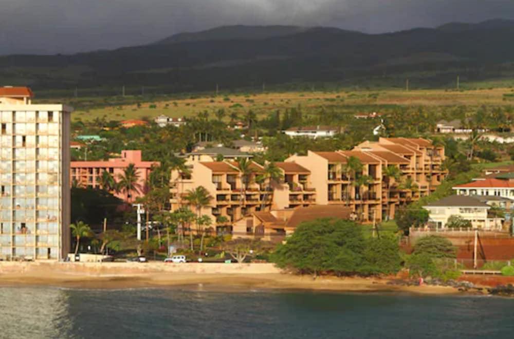 Kahana Resort 3*