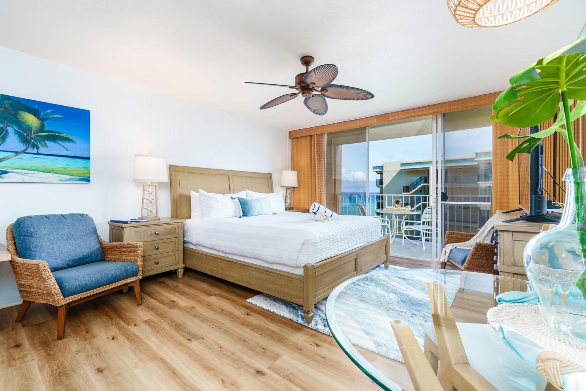 Royal 702 * Kahana