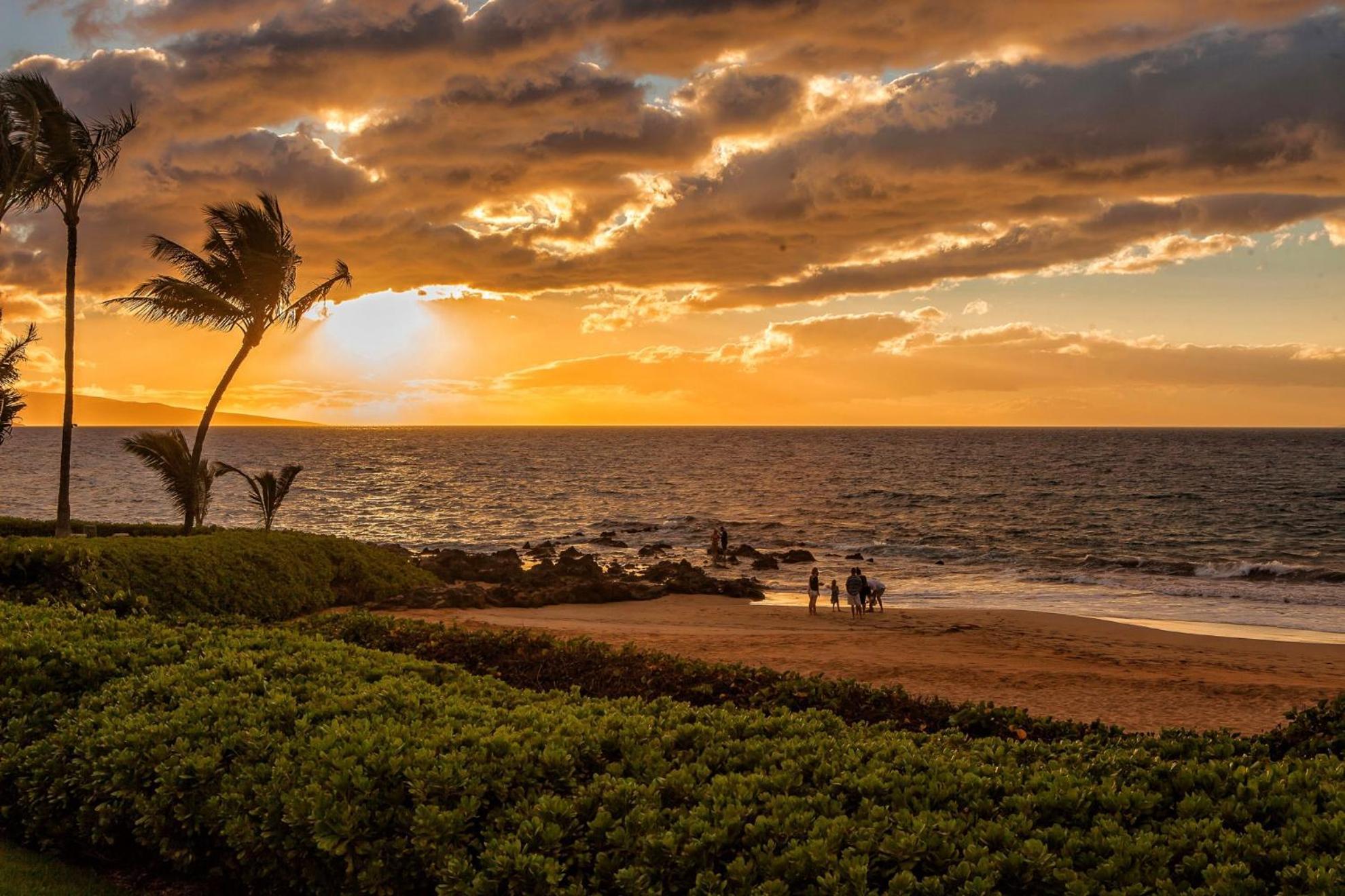 Apartment Polo Club Two Bedrooms - Sleeps 6 By Coldwell Banker Island Vacations *