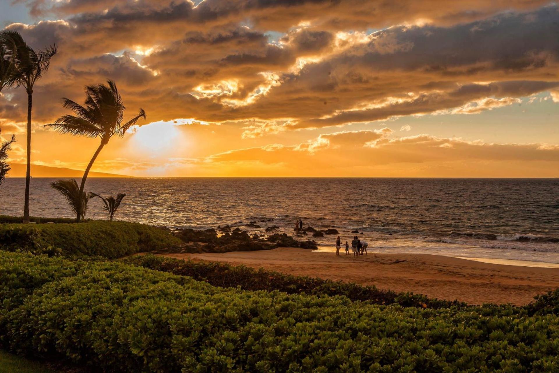 Apartment Polo Club Two Bedrooms - Sleeps 6 By Coldwell Banker Island Vacations
