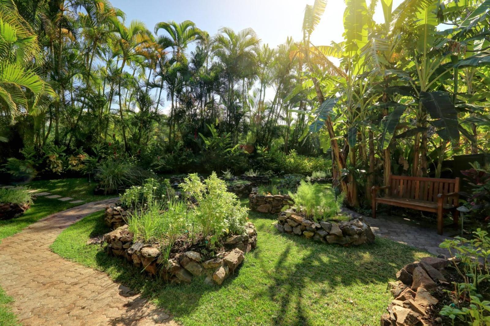 Makena Surf By Coldwell Banker Island Vacations Apartment *