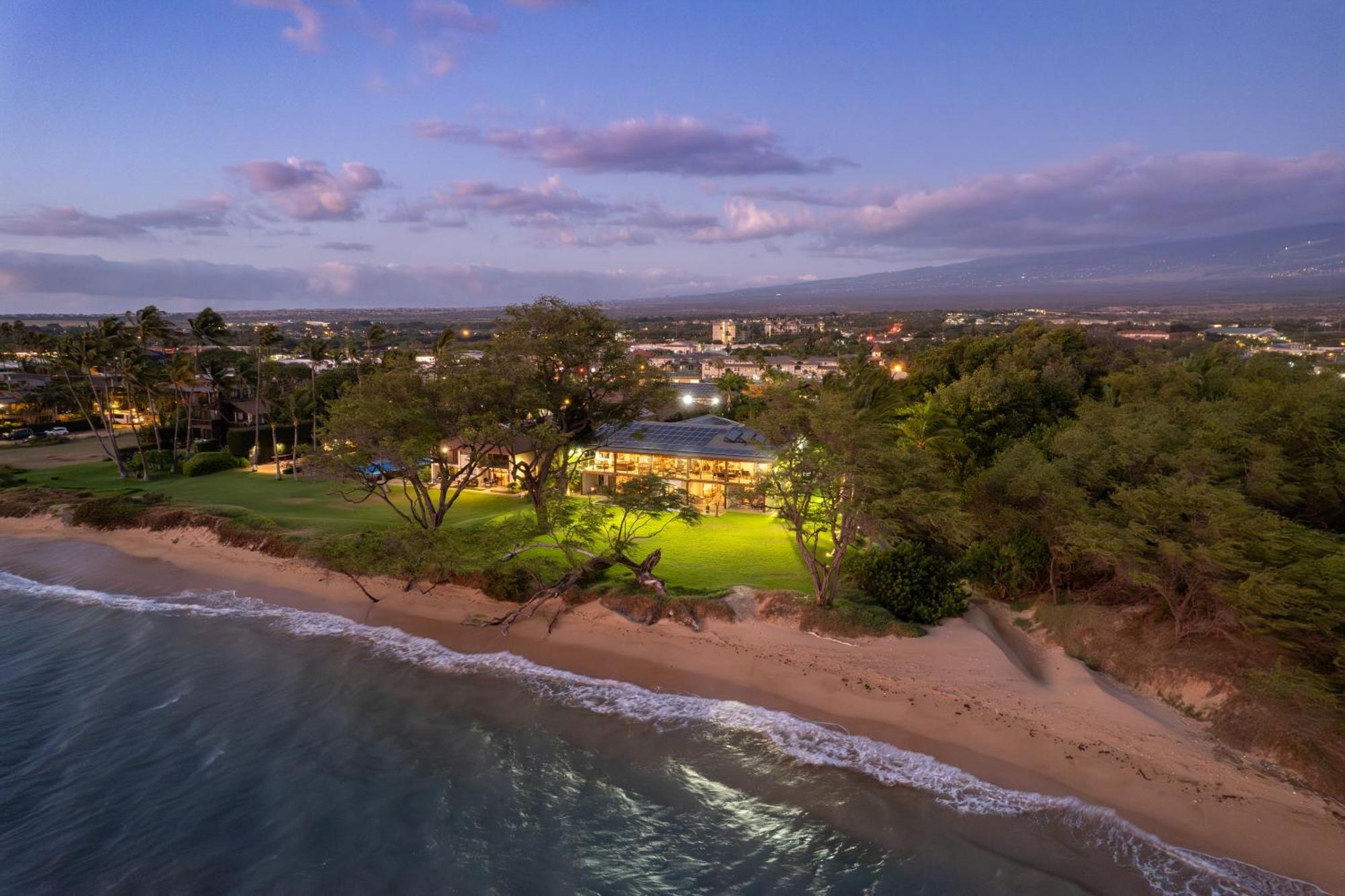 Aloha Aku Cocopalm2 - Your Cozy Beachfront Escape Apartment *