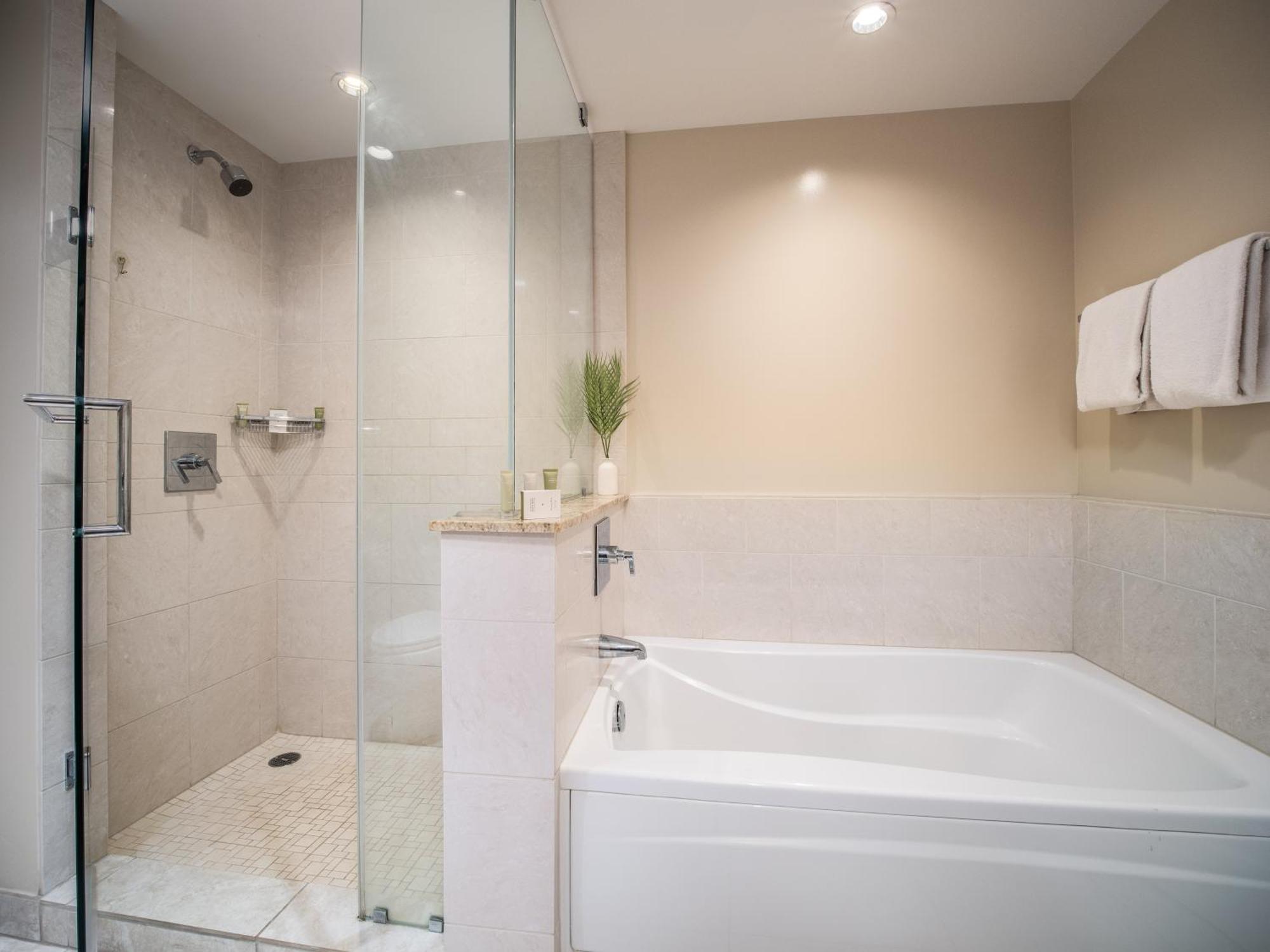 Holiday home Ocean Views At Honua Kai - Soak In Maui Sunsets On Expansive Lanai -hokulani 719 *