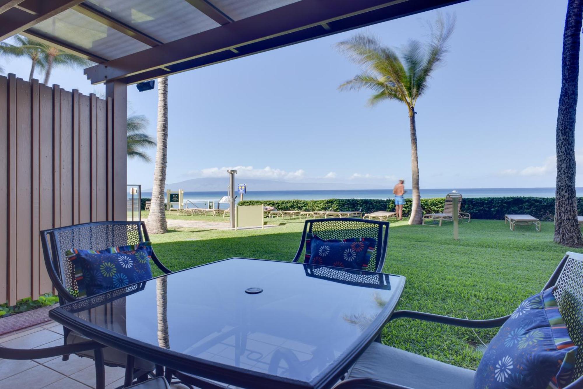 Lahaina With Patio, Ocean Views And Pool Access!