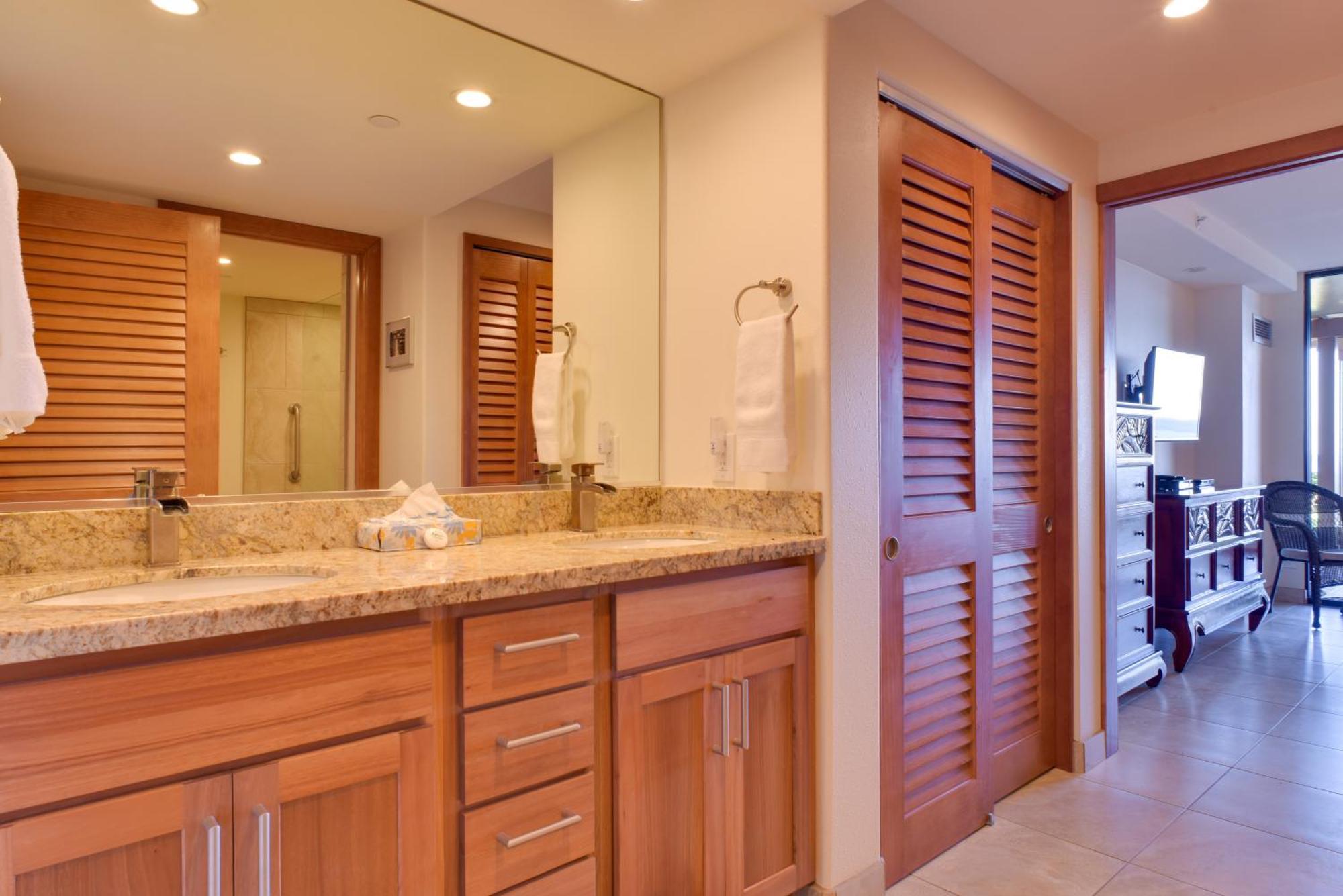 Apartment Lahaina With Patio, Ocean Views And Pool Access! *