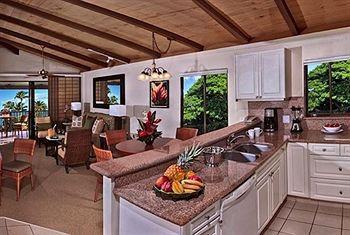 Resort Napili Kai 4*